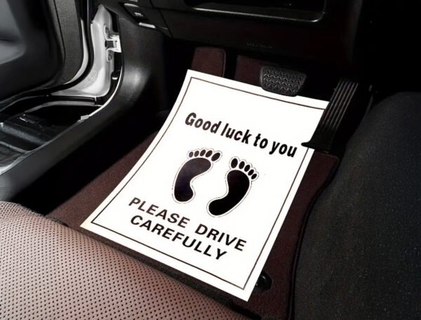 135 GSM Glossy Paper Car Mat 2 Color Size 48x68 cm - Image 2